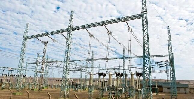 Benchmarking Electricity Networks for the Australian Energy Regulator
